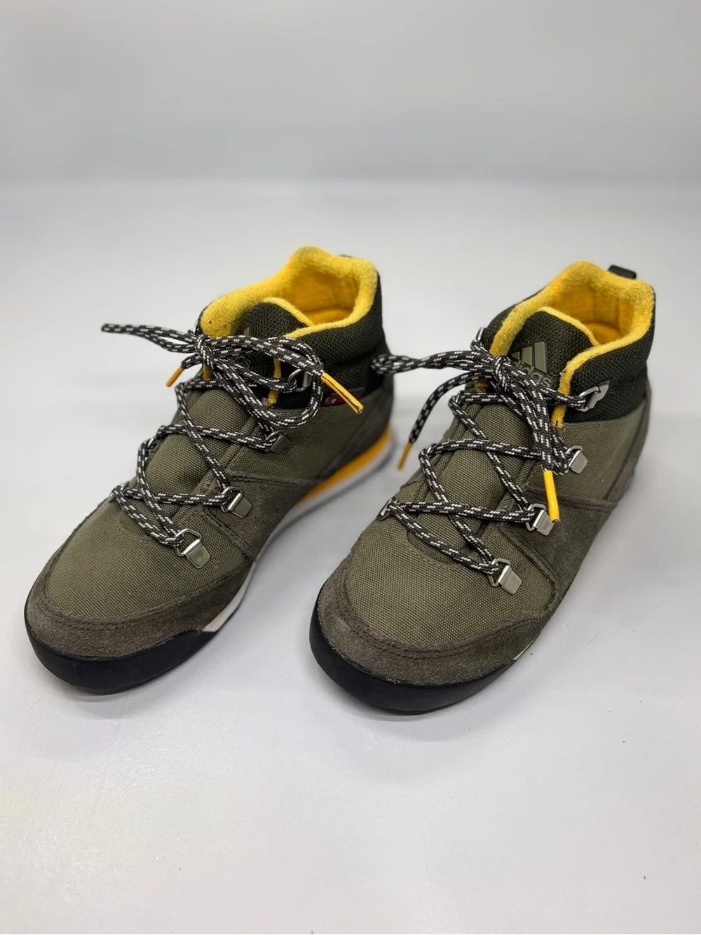 Adidas Terrex Hyperhiker Low PrimaLoft Hiking Shoes Kids 13K Olive FW2844